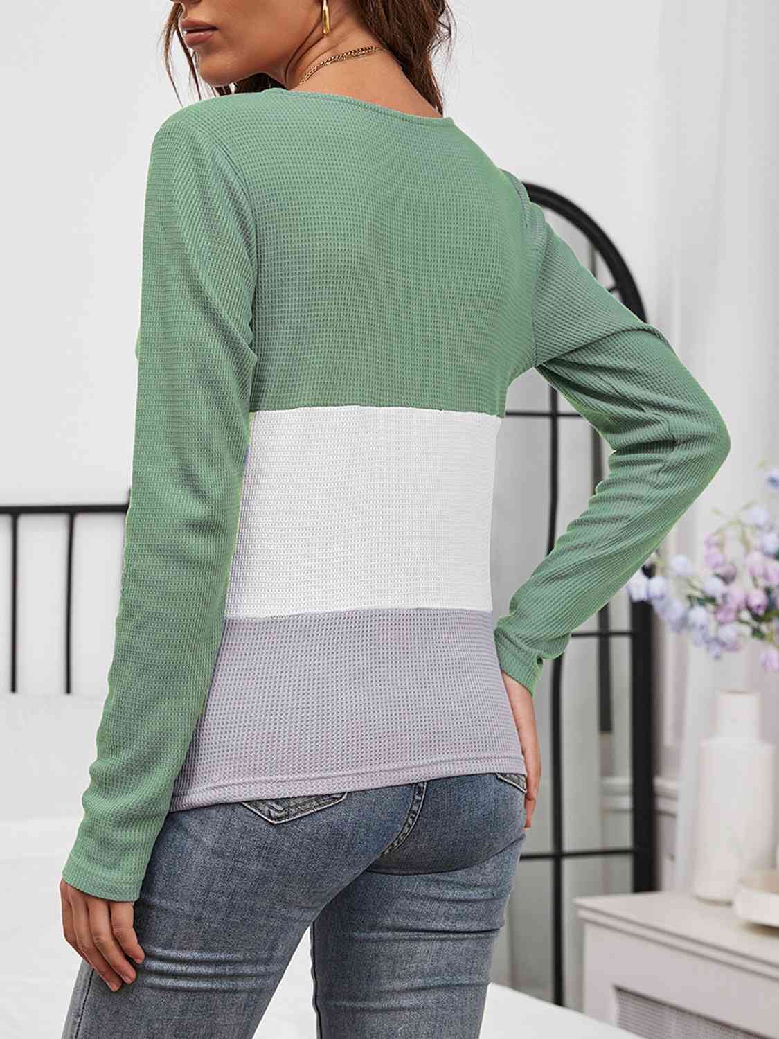 Color Block Long Sleeve Top