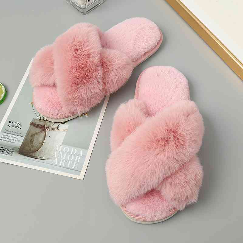 Faux Fur Crisscross Strap Slippers