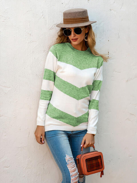 Two-Tone Round Neck Sweater