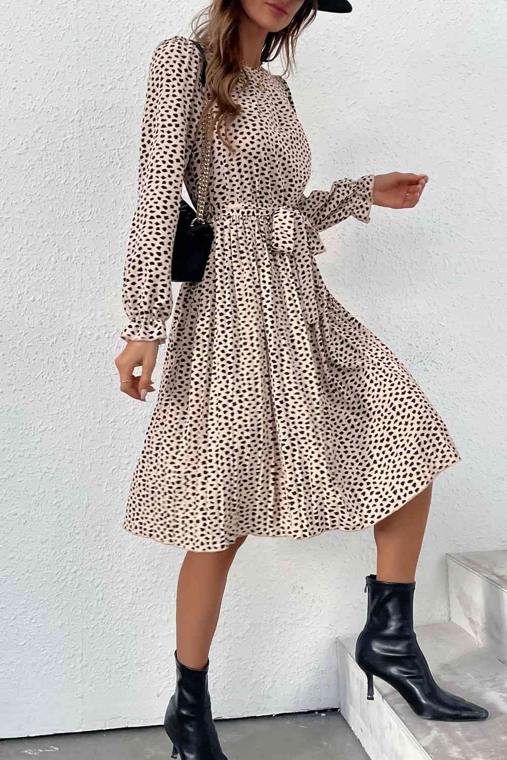 Printed Round Neck Belted Pleated Dress